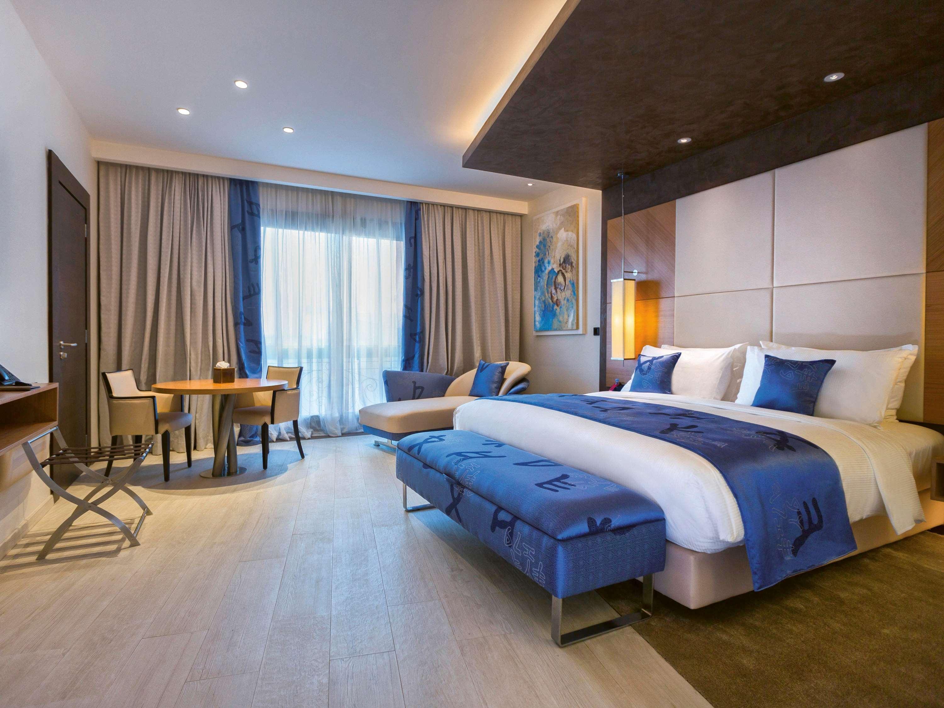 Mövenpick Hotel du Lac Tunis Exterior foto Deluxe Room