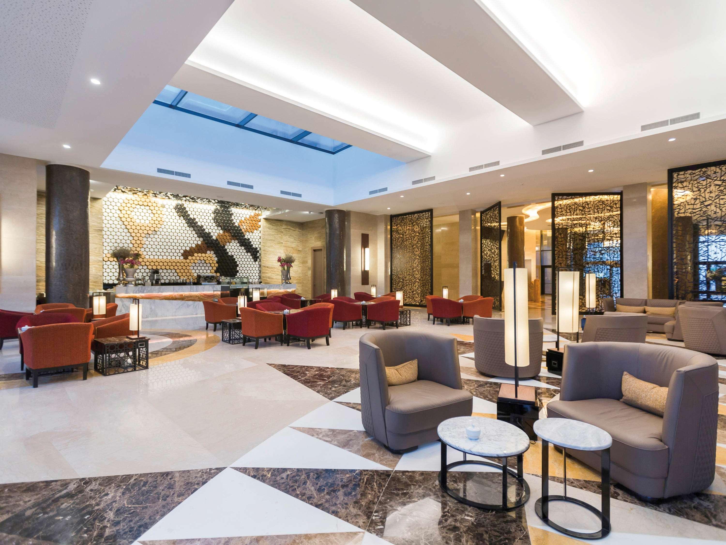Mövenpick Hotel du Lac Tunis Exterior foto Lobby