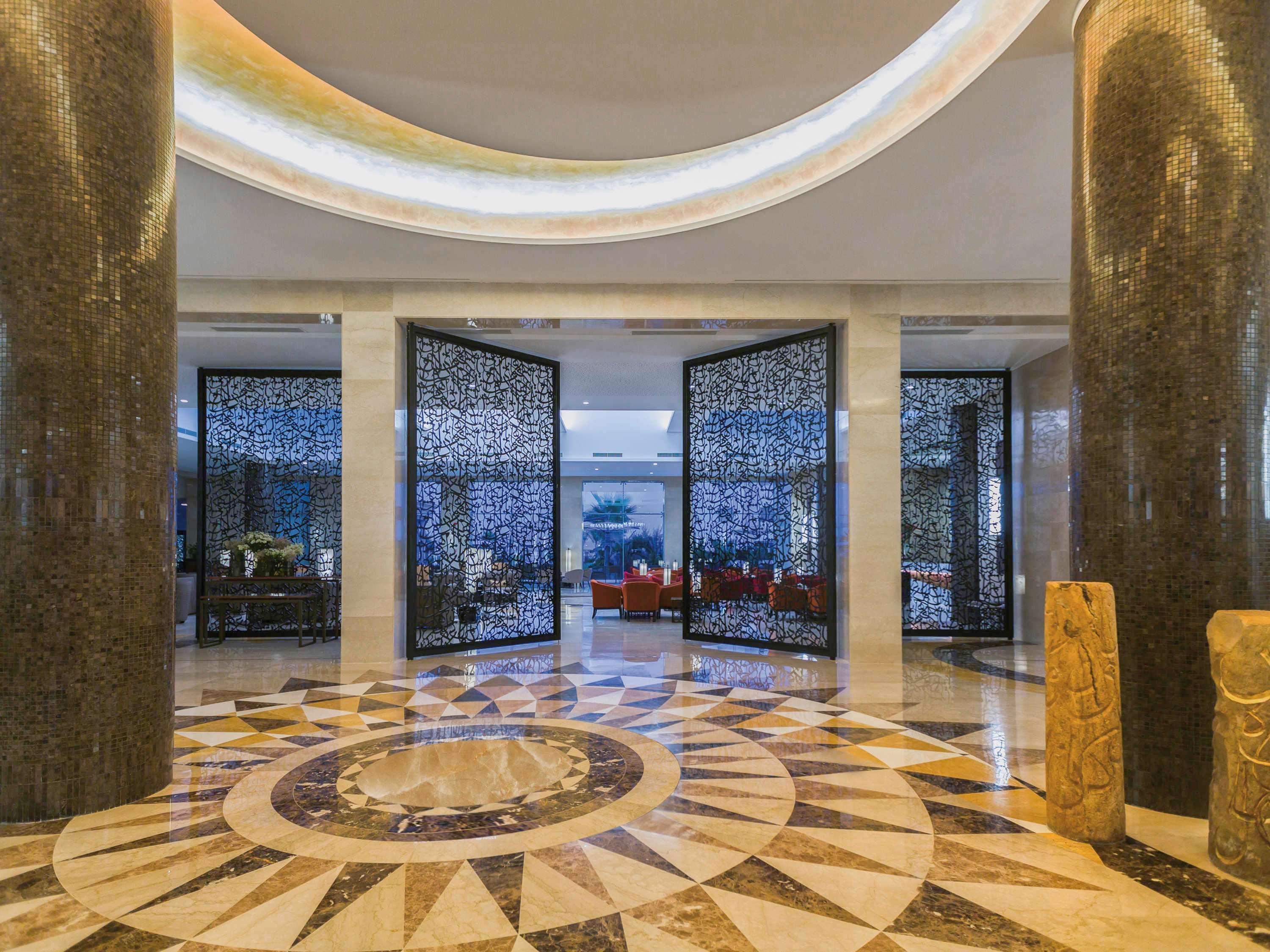 Mövenpick Hotel du Lac Tunis Exterior foto Lobby